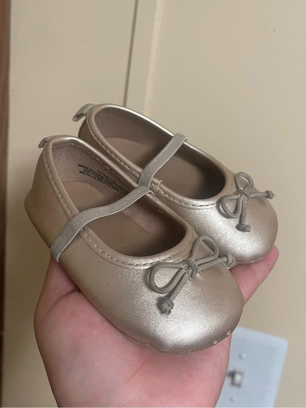 Girls Metallic Gold Ballet Flats with Bow